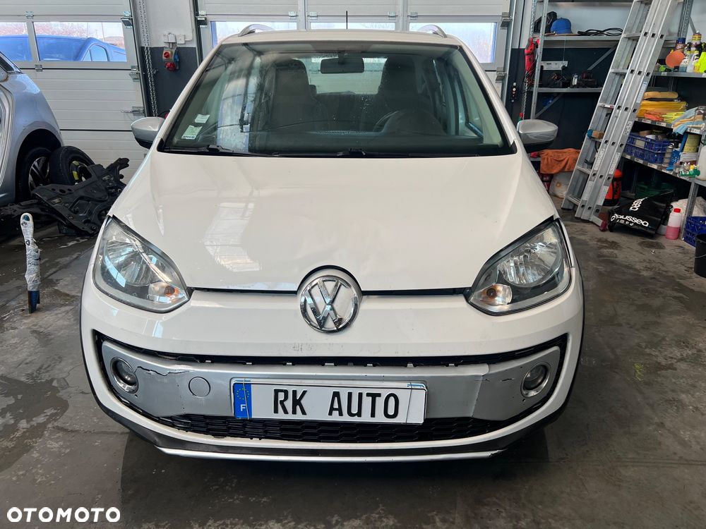 Volkswagen up! 1.0 cross Perfectline - 1