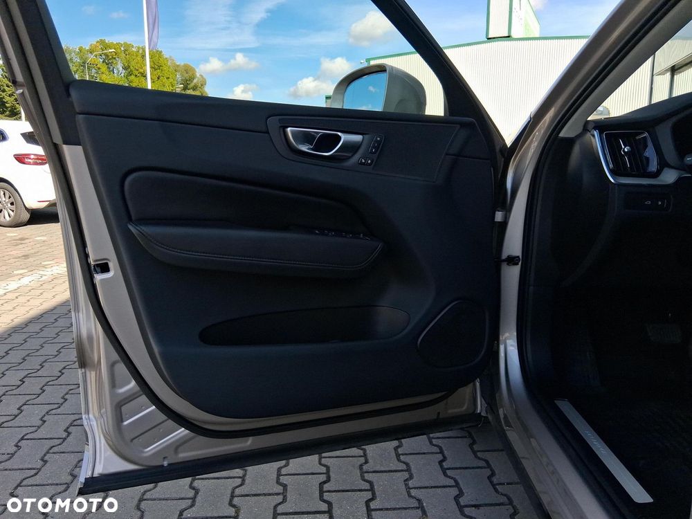 Volvo XC 60 - 23