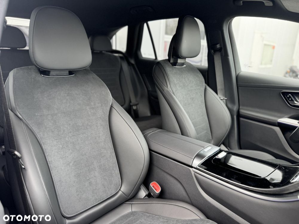 Mercedes-Benz GLC 220 d mHEV 4-Matic AMG Line - 13