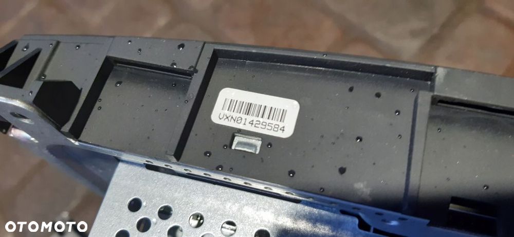 Mercedes Actros Radio - 6