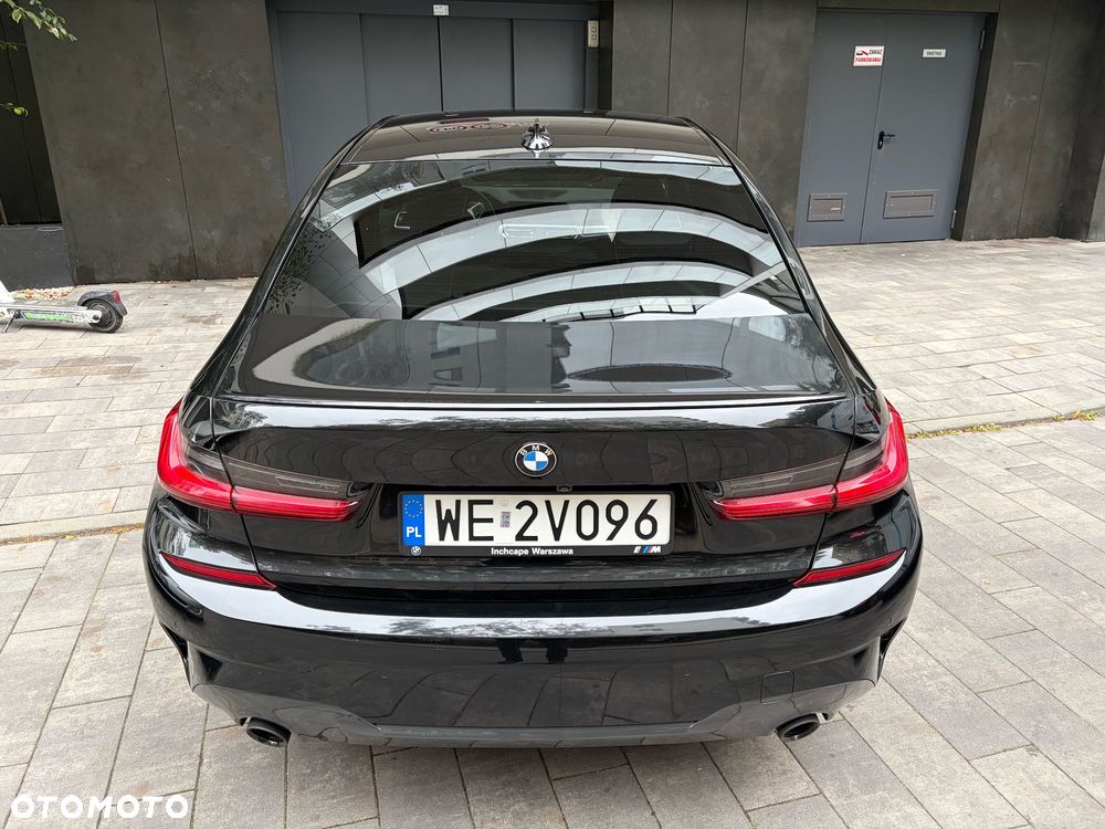 BMW Seria 3 320i xDrive M Sport sport - 4