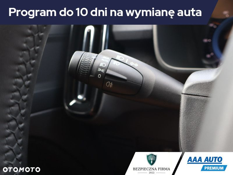 Volvo XC 40 - 20