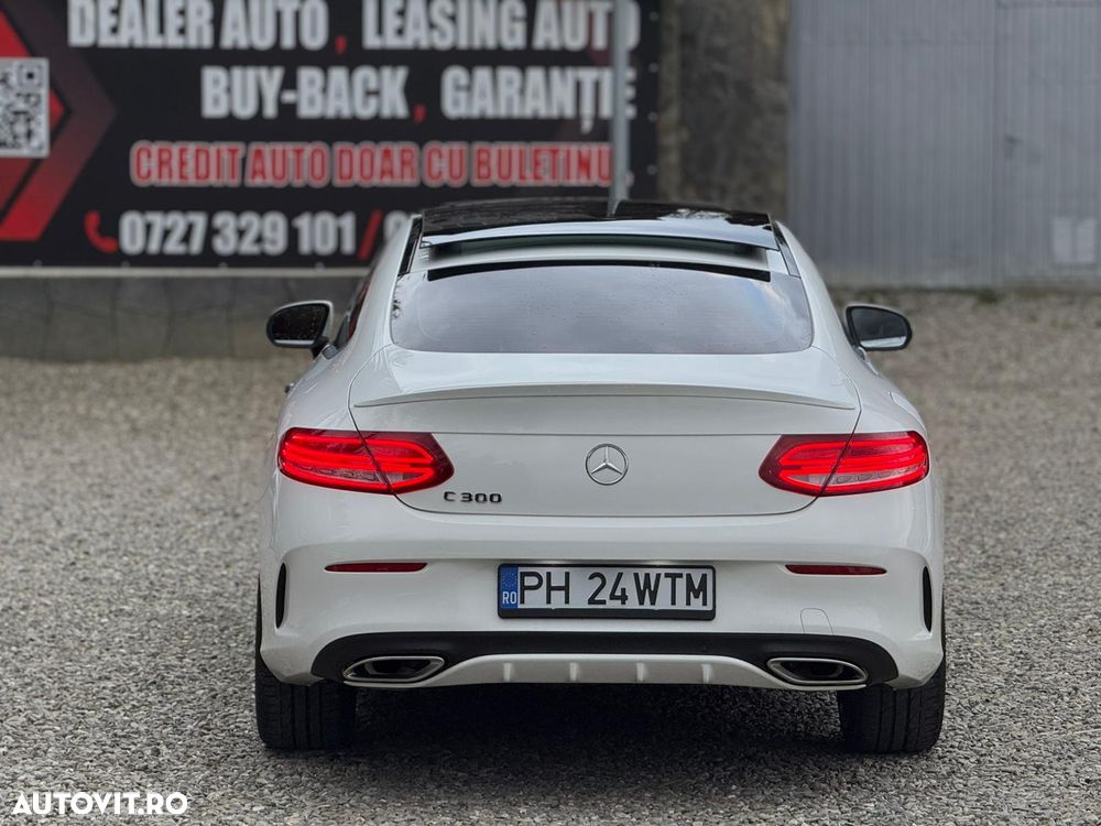 Mercedes-Benz C 300 7G-TRONIC AMG Line - 8