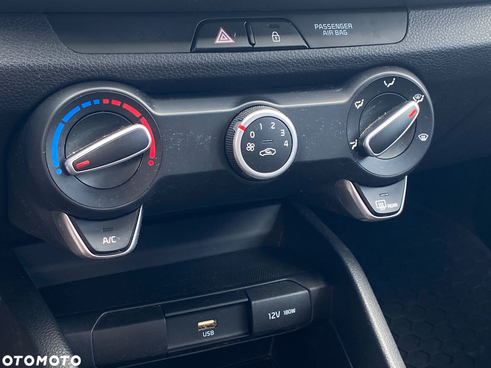 Kia Stonic 1.0 T-GDI L DCT - 17