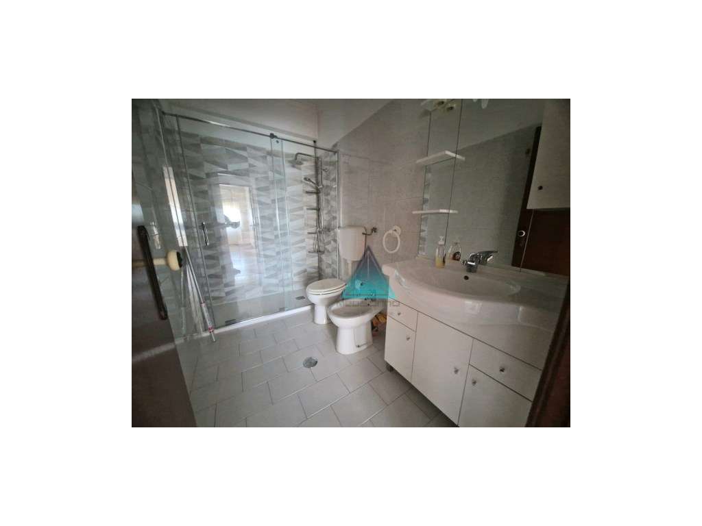 Apartamento SETÚBAL T3 Remodelado com BOAS ÁREAS - Grande imagem: 4/14