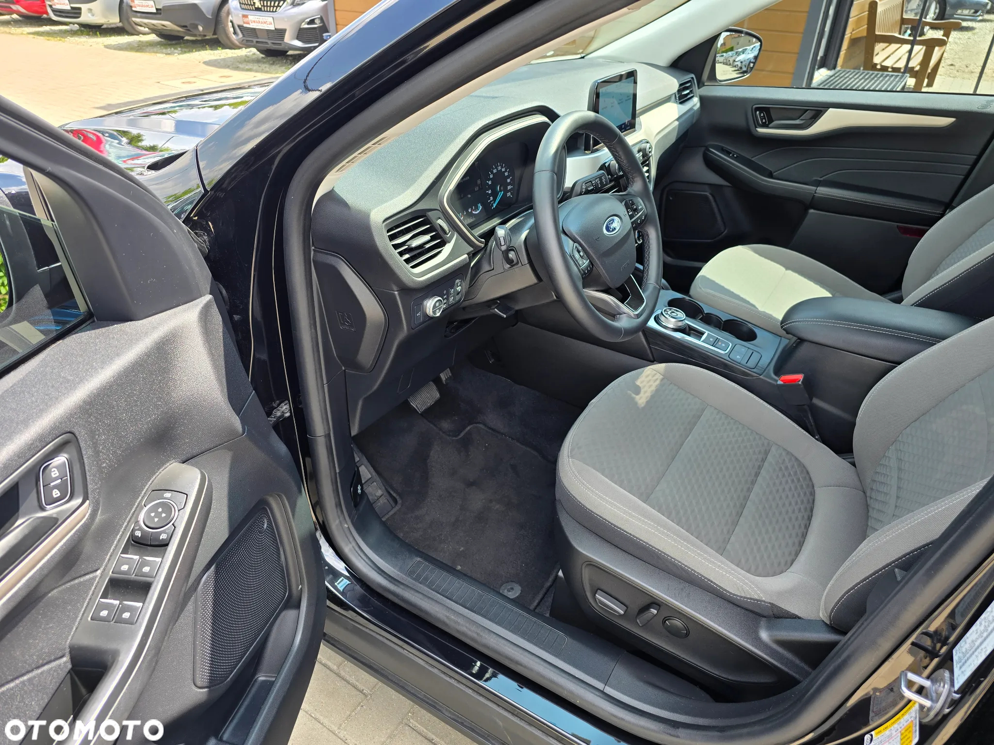 Ford Escape - 8