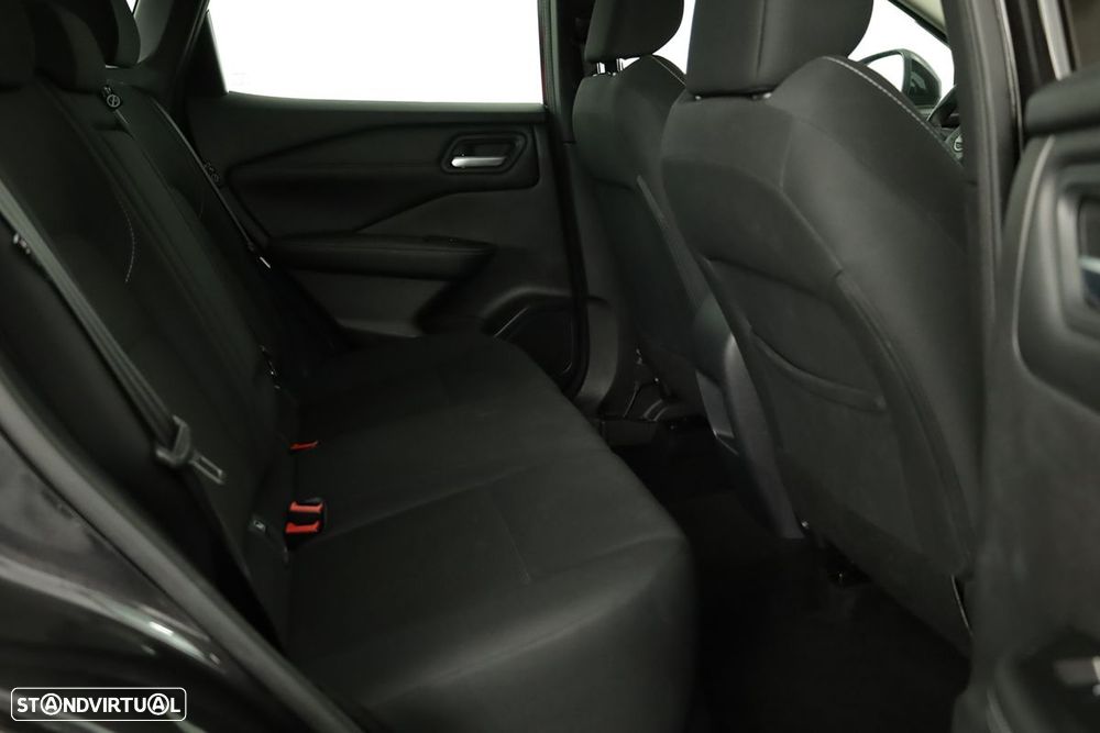 Nissan Qashqai 1.3 DIG-T Acenta - 21