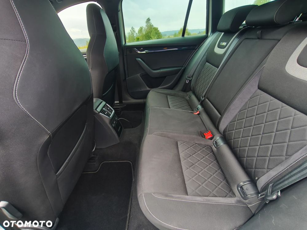 Skoda Octavia 2.0 TDI 4x4 RS DSG - 10