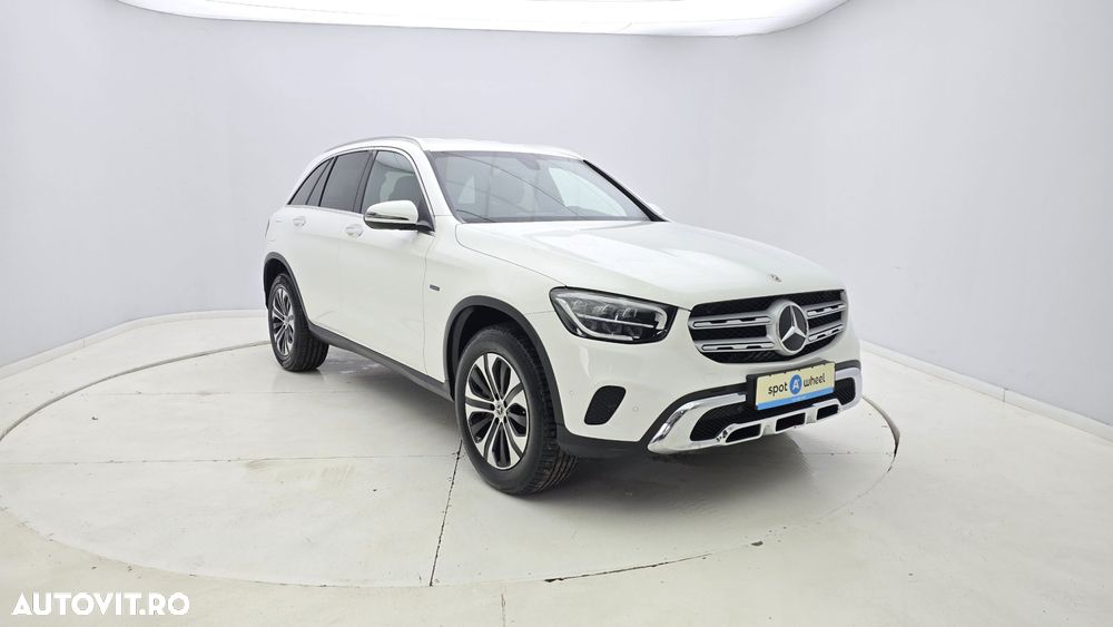 Mercedes-Benz GLC 300 e 4MATIC - 4