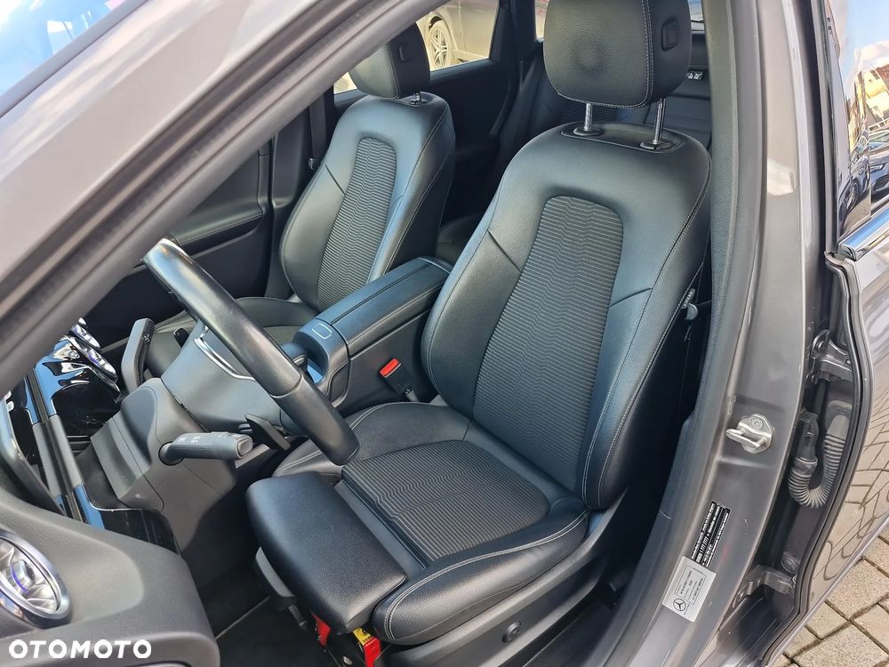 Mercedes-Benz Klasa B 200 Progressive 7G-DCT - 16