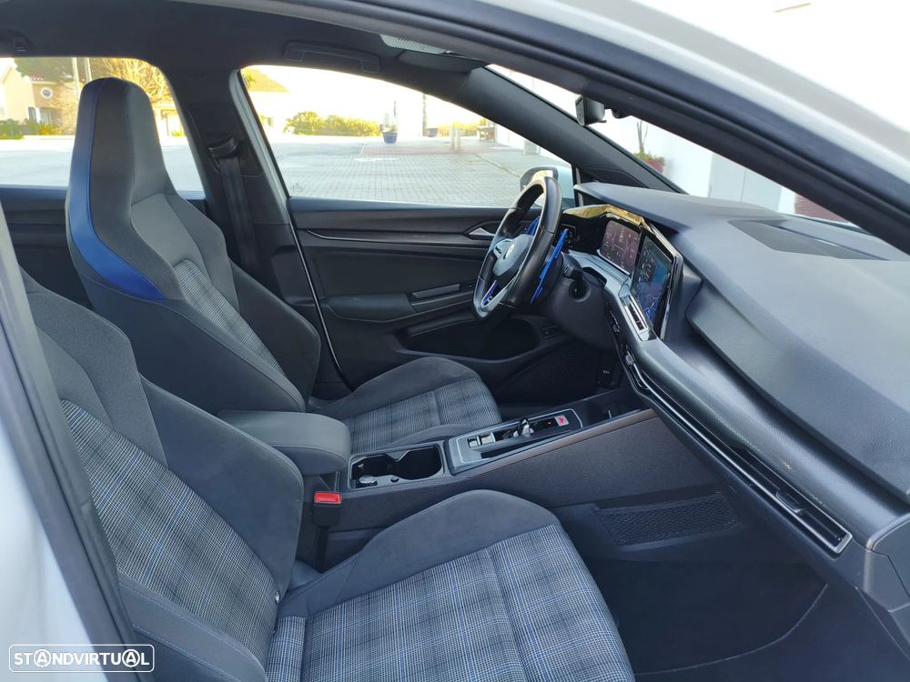 VW Golf 1.4 TSI GTE+ DSG - 42