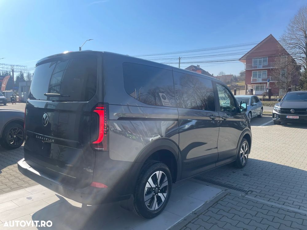 Volkswagen Caravelle - 3