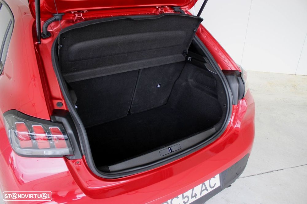Peugeot 208 - 10