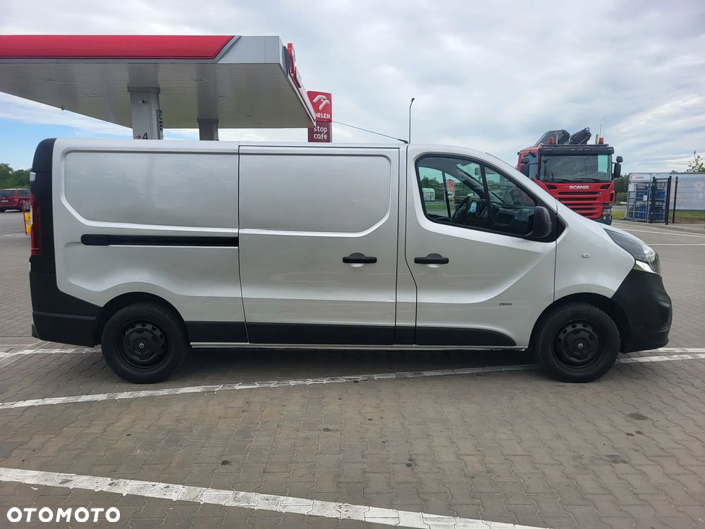Opel Vivaro - 15