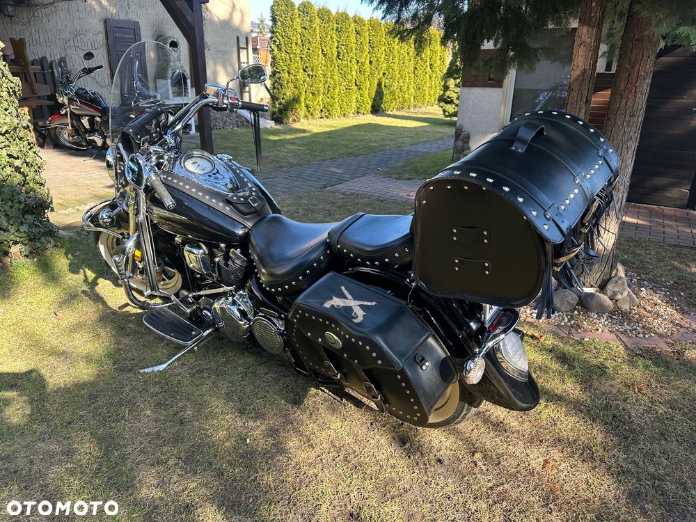 Yamaha Road Star - 2