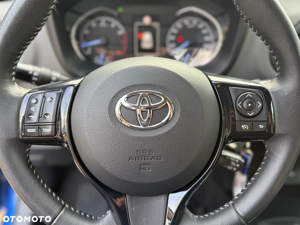 Toyota Yaris 1.5 Premium - 14