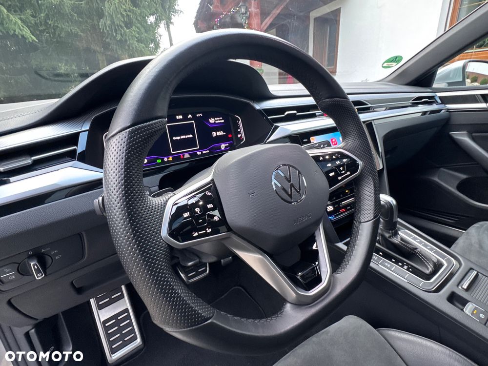 Volkswagen Arteon 2.0 TDI SCR DSG R-Line - 34