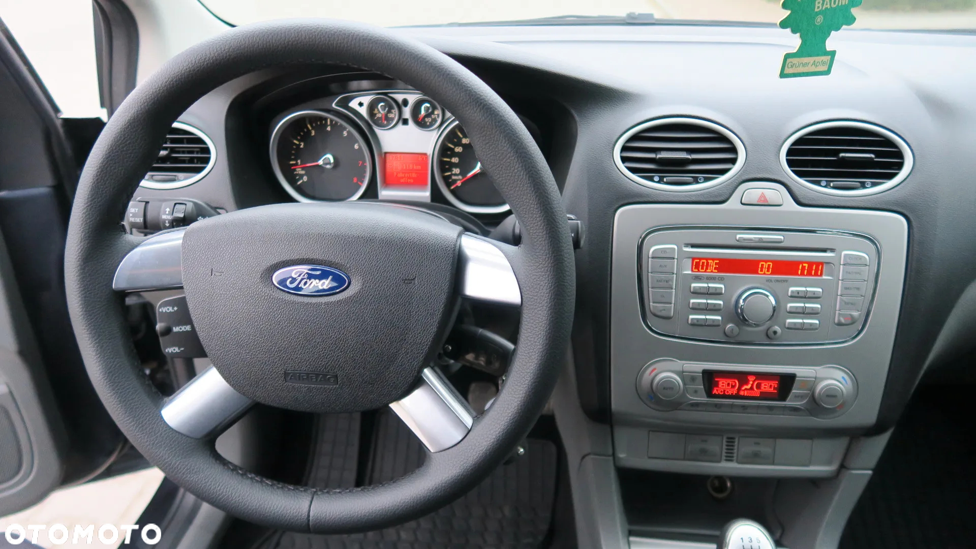 Ford Focus - 17