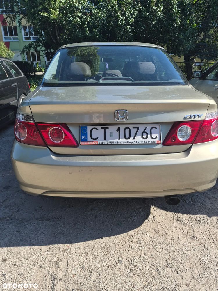 Honda City 1.4 Comfort - 9