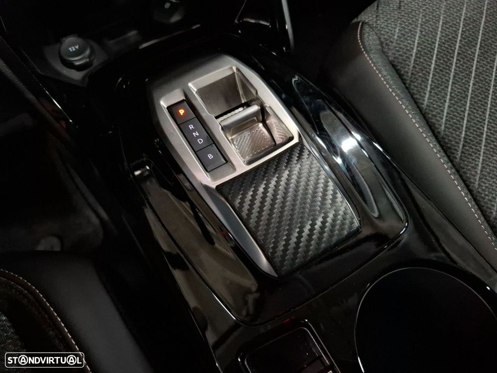 Peugeot e-208 50 kWh Allure - 18