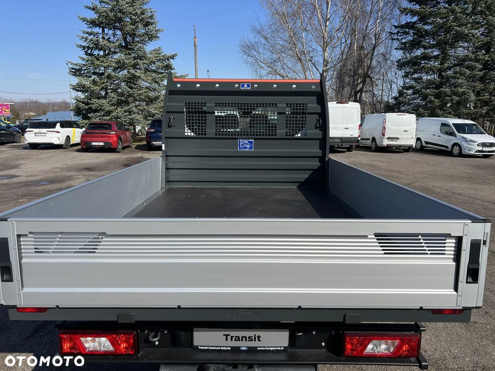 Ford Transit - 18