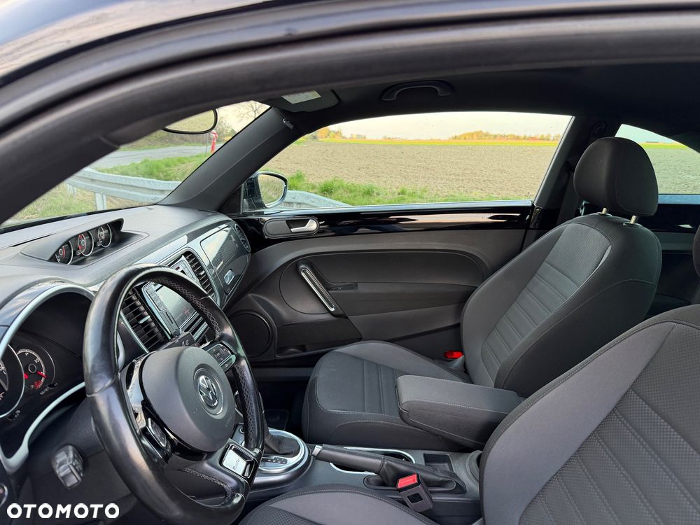 Volkswagen Beetle 1.4 TSI BMT R-Line DSG - 13