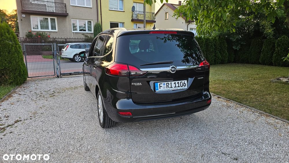 Opel Zafira - 26