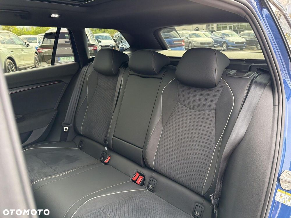 Skoda Superb 2.0 TDI SCR 4x4 Sportline DSG - 23