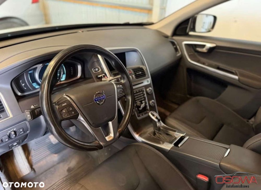Volvo XC 60 D4 Geartronic Momentum - 9