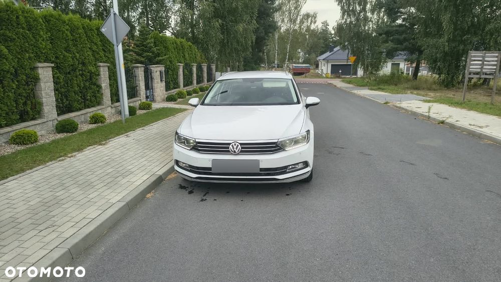 Volkswagen Passat 2.0 TDI BMT Comfortline - 15