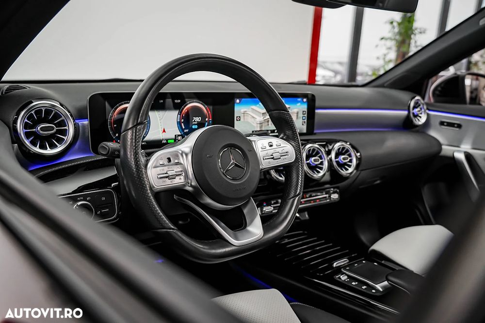 Mercedes-Benz A 250 e 8G-DCT Advanced AMG Line - 32