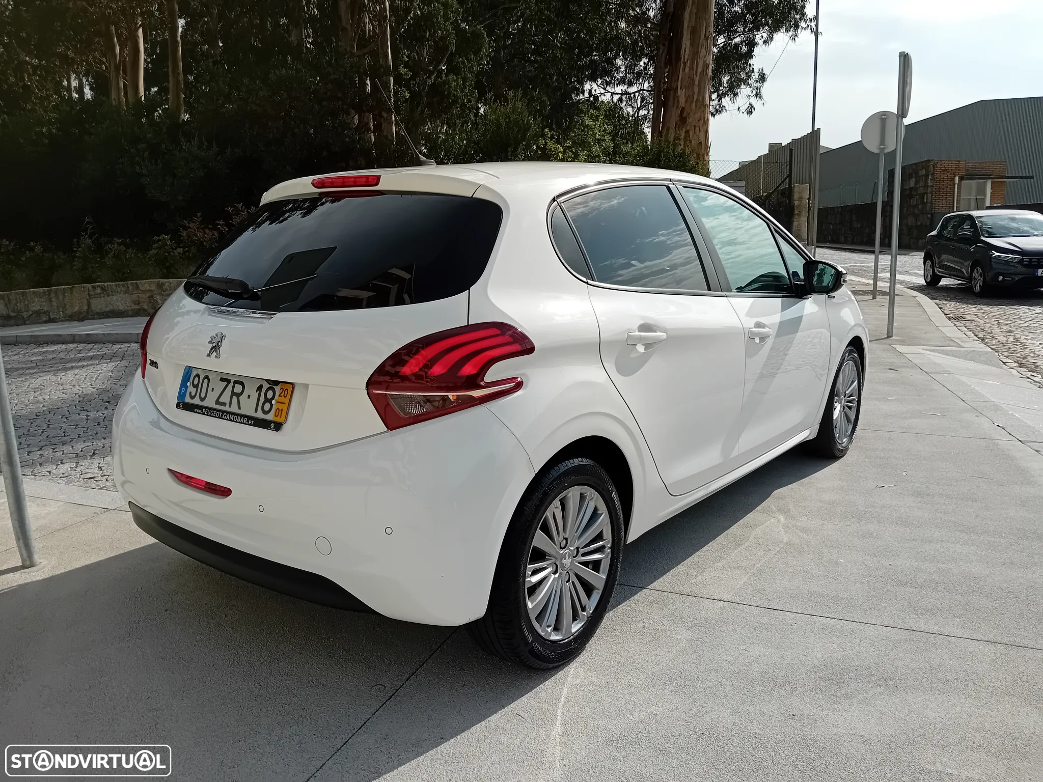 Peugeot 208 1.5 BlueHDi Signature - 6