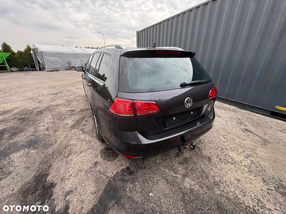 Volkswagen Golf 1.2 TSI BlueMotion Technology Lounge - 6