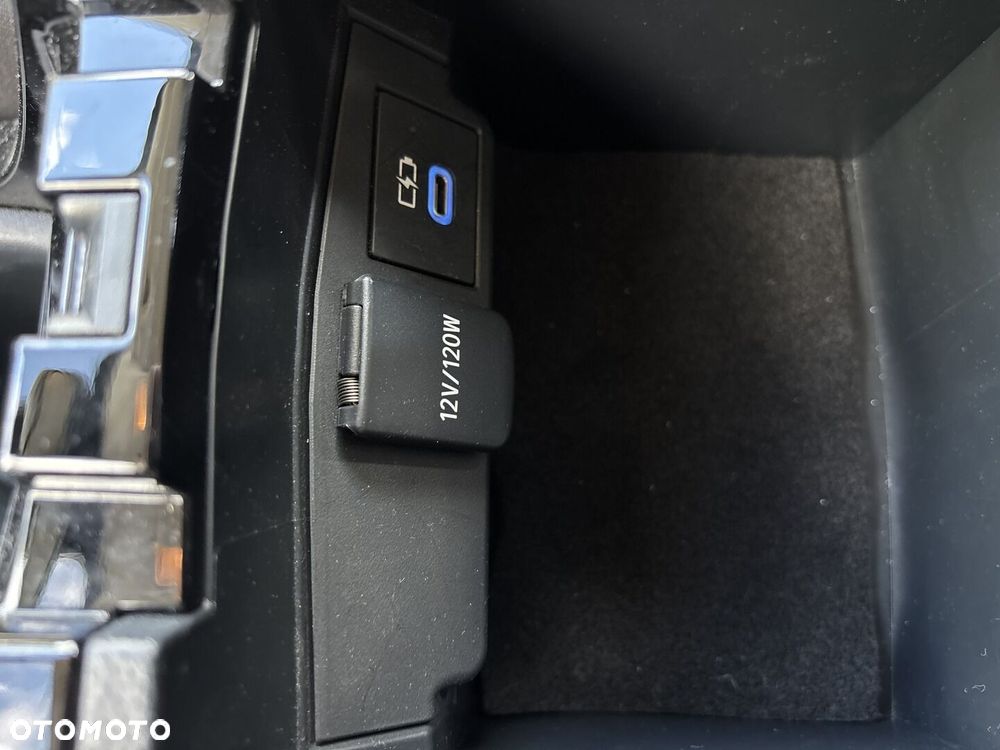 Toyota Corolla - 32