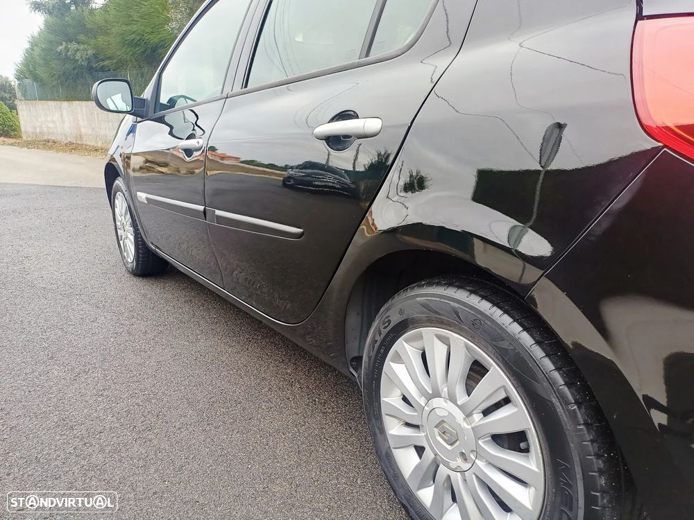 Renault Clio 1.5 dCi Dynamique S - 6