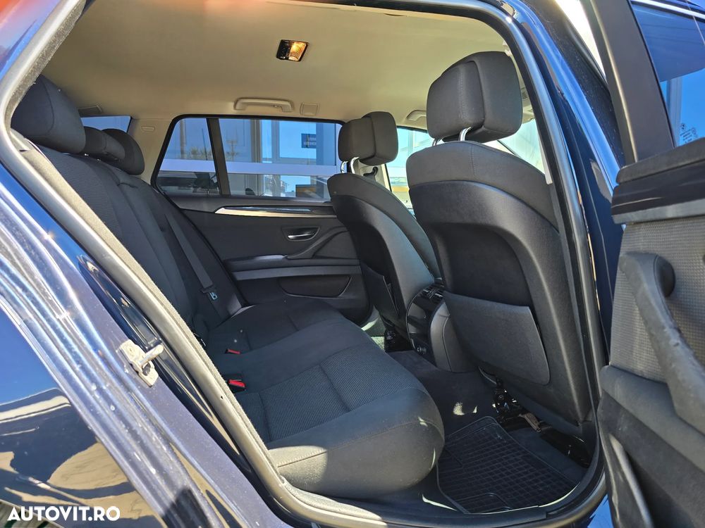 BMW Seria 5 520d - 13