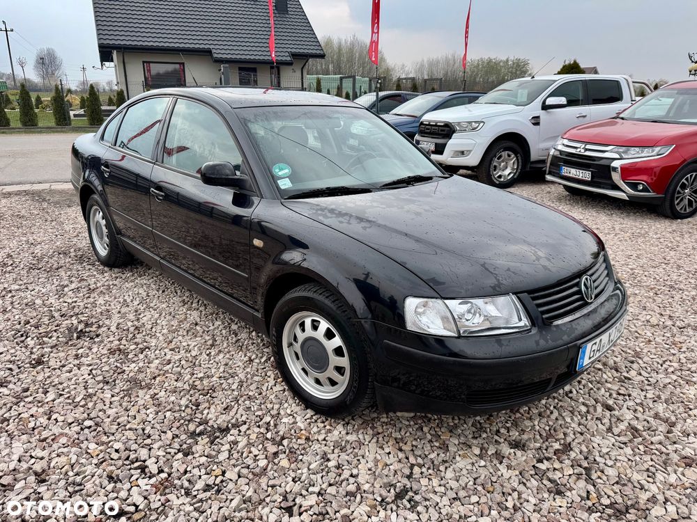 Volkswagen Passat 1.6 - 1