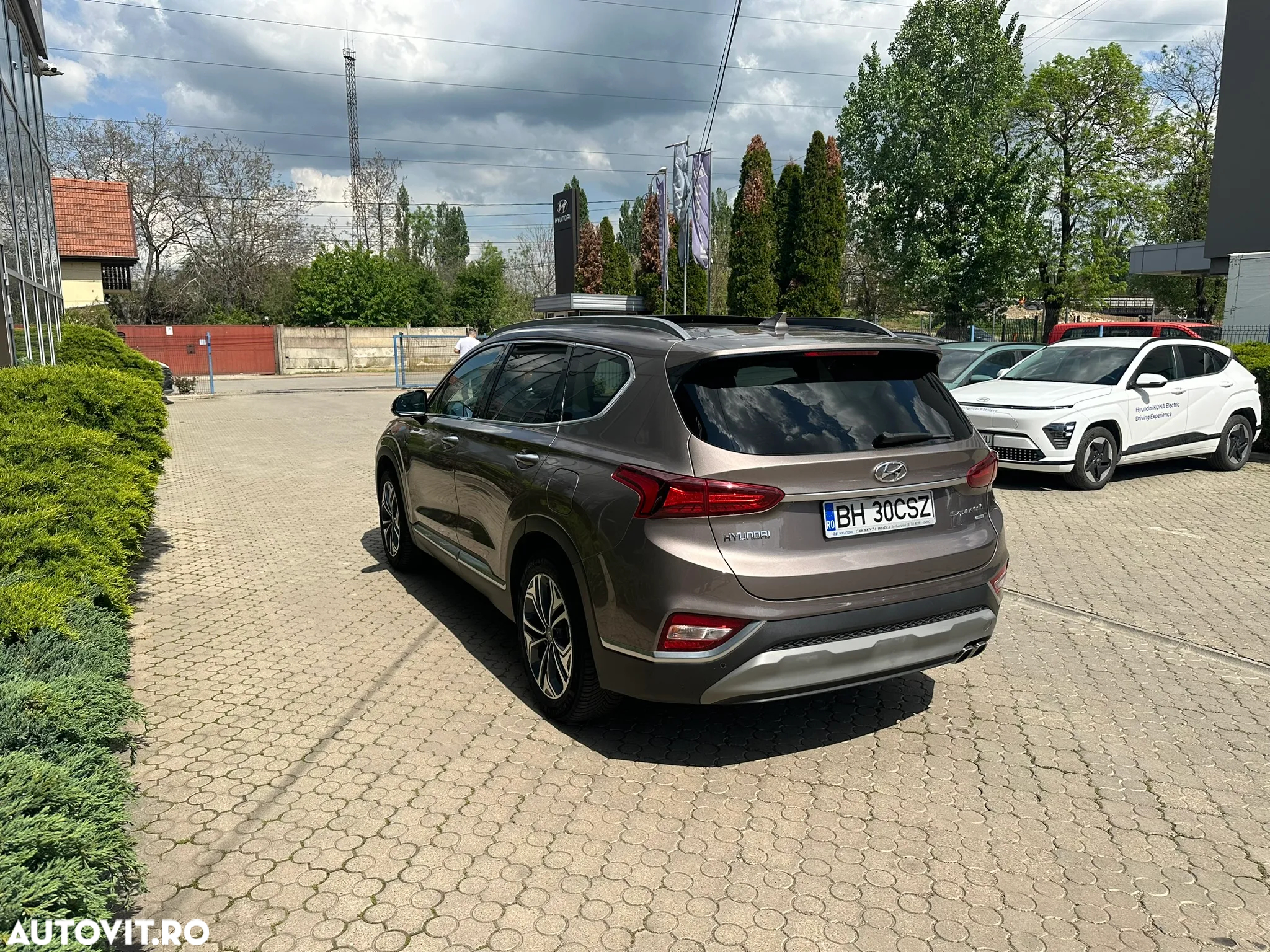 Hyundai Santa Fe 2.2 CRDi 4WD 8AT Luxury - 4