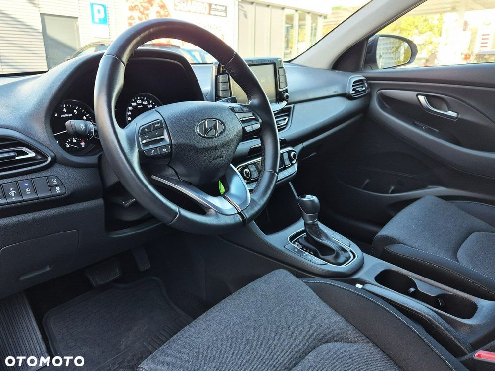 Hyundai i30 1.5 T-GDI 48V Smart DCT - 10