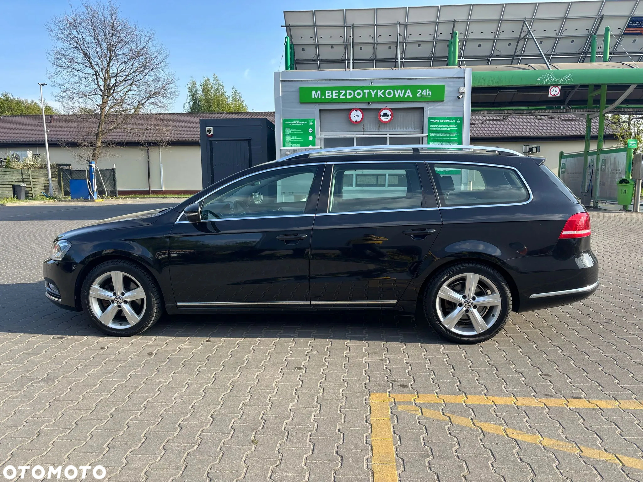 Volkswagen Passat Variant 2.0 Blue TDI SCR Highline - 27