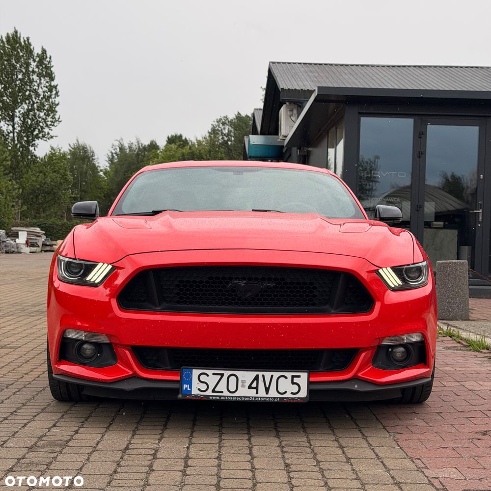 Ford Mustang 5.0 V8 GT - 12