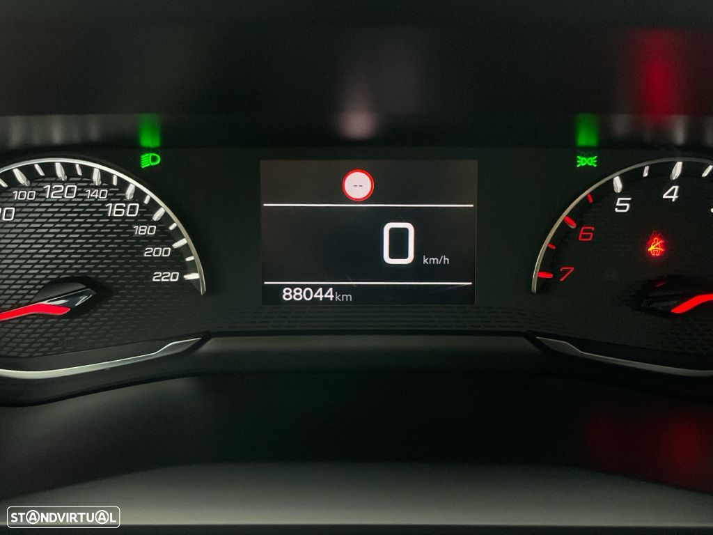 Peugeot 2008 1.5 BlueHDi Active Pack - 9