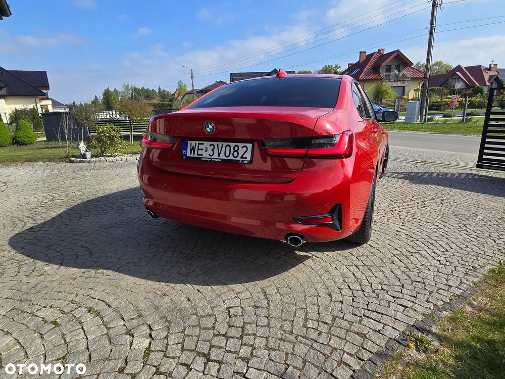 BMW Seria 3 318d mHEV - 2