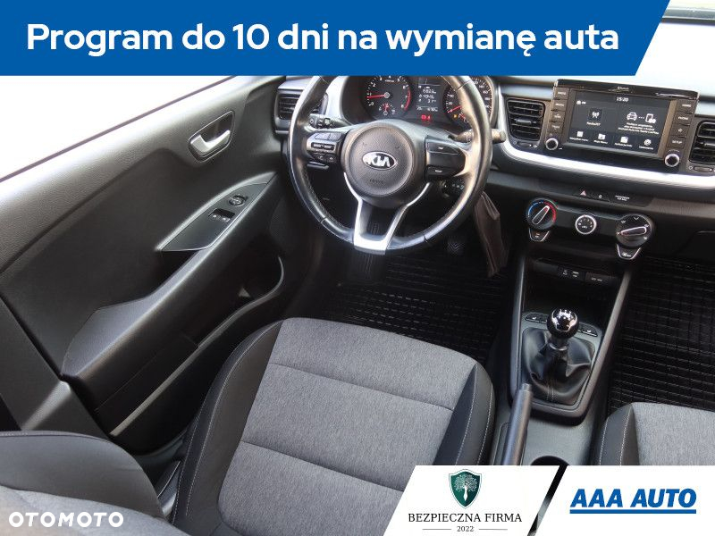 Kia Stonic - 8