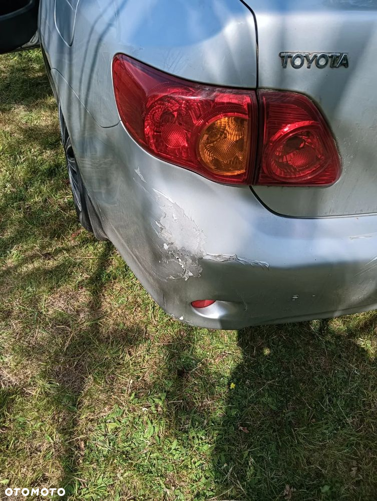 Toyota Corolla - 7