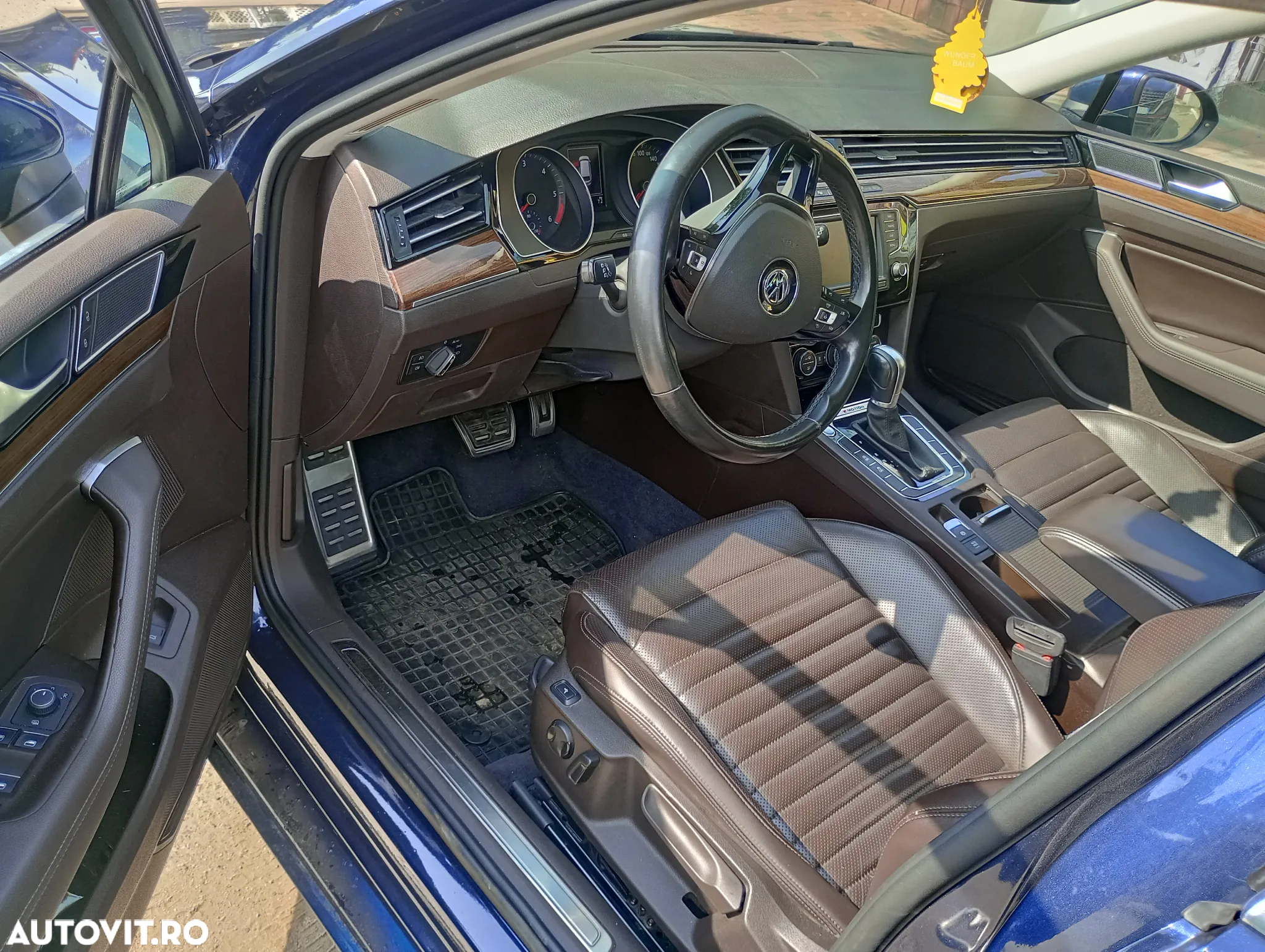 Volkswagen Passat - 6