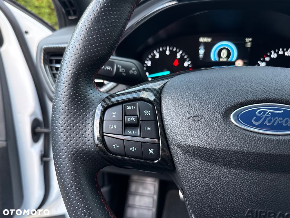 Ford Focus 1.5 EcoBoost STart-Stopp-System ST-LINE - 17