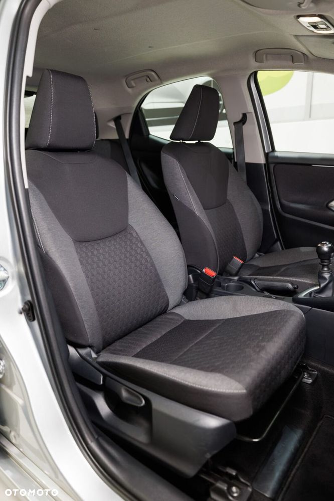 Toyota Yaris - 18