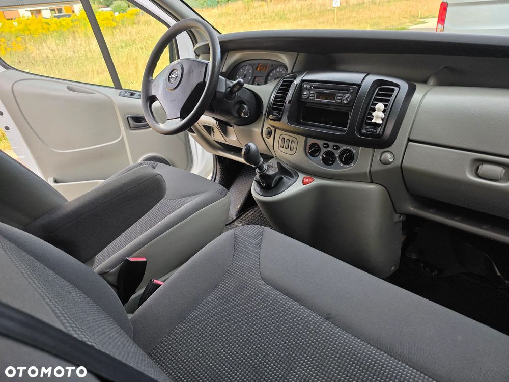 Opel Vivaro - 7