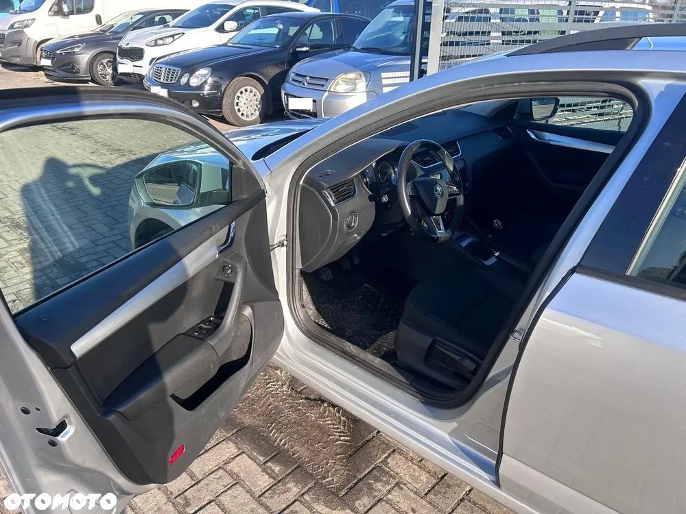 Skoda Octavia 2.0 TDI Style - 7